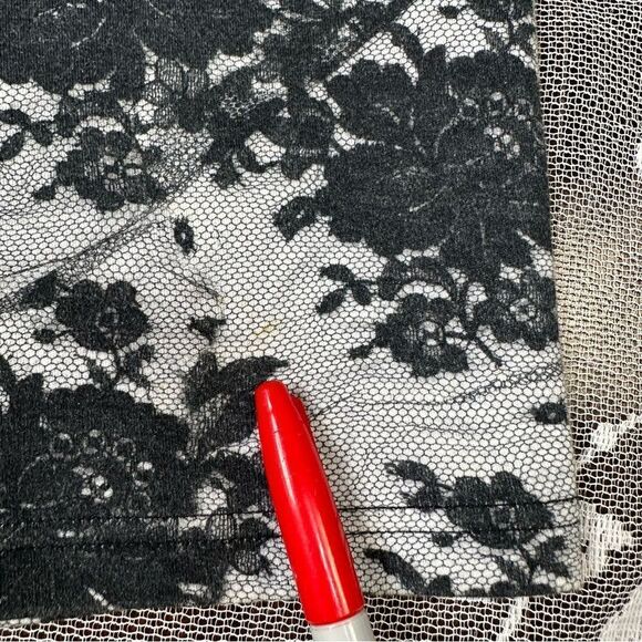 McQ Alexander McQueen Black and White Floral Print Knit  Bodycon Dress Sz Small - Picture 15 of 16